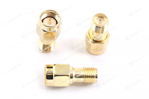 SMA Stecker / RP-SMA Buchse - Adapter Gold für Antennen